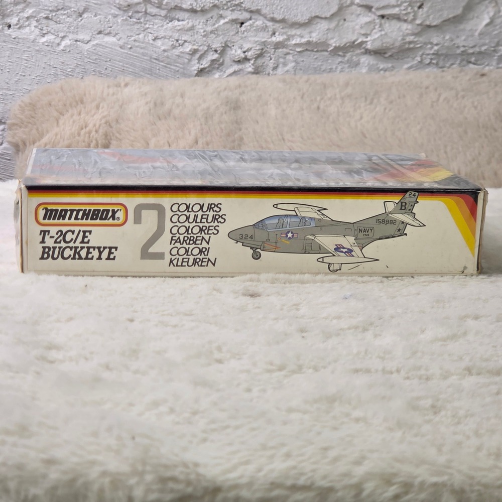 Matchbox 1:72 Scale Rockwell T2C E Buckeye‎ Model Kit PK42 New Factory Sealed - Picture 4 of 10